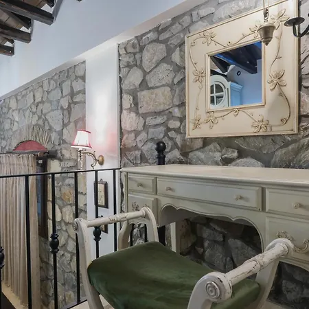 Aparthotel Pindos 4*