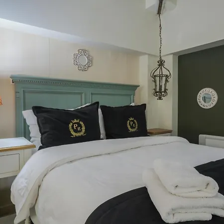 Aparthotel Pindos 4*