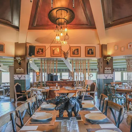 Aparthotel Pindos 4*