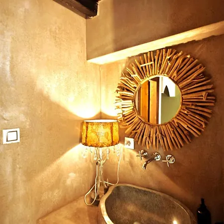 宾多斯度假酒店 公寓式酒店 Kraniá